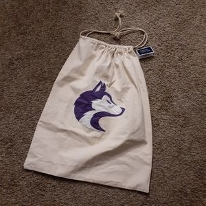 Collegiate laundry/storage bag